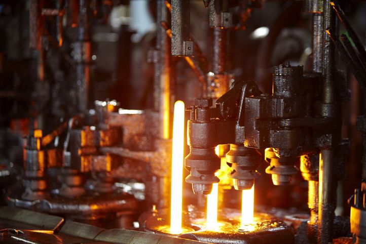 Sustainable Glass Packaging Producing